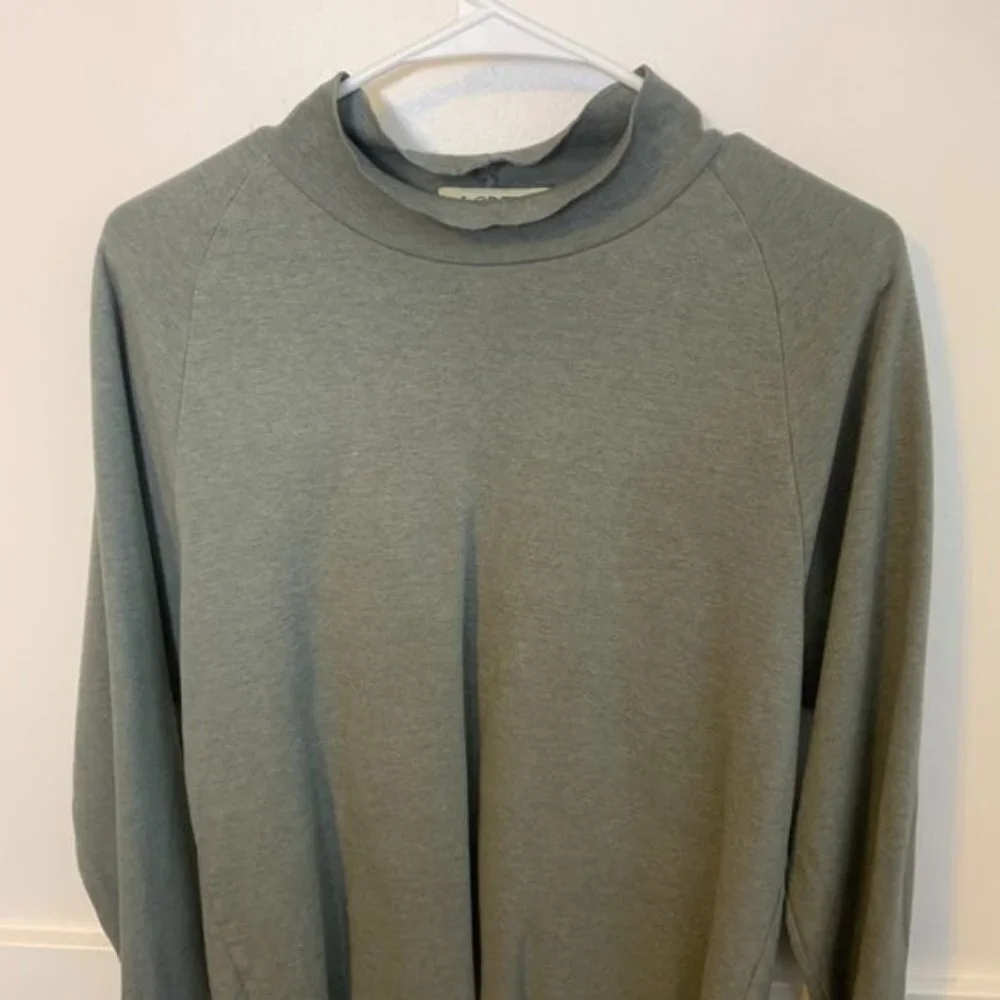 J. Crew Gray Turtleneck Long Sleeve Shirt